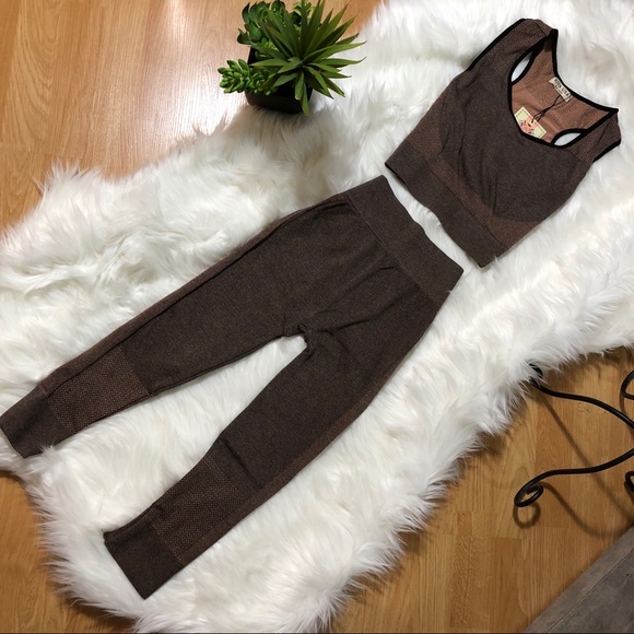 🦉Sammy workout pants and crop🦉 - Picture 4 of 6